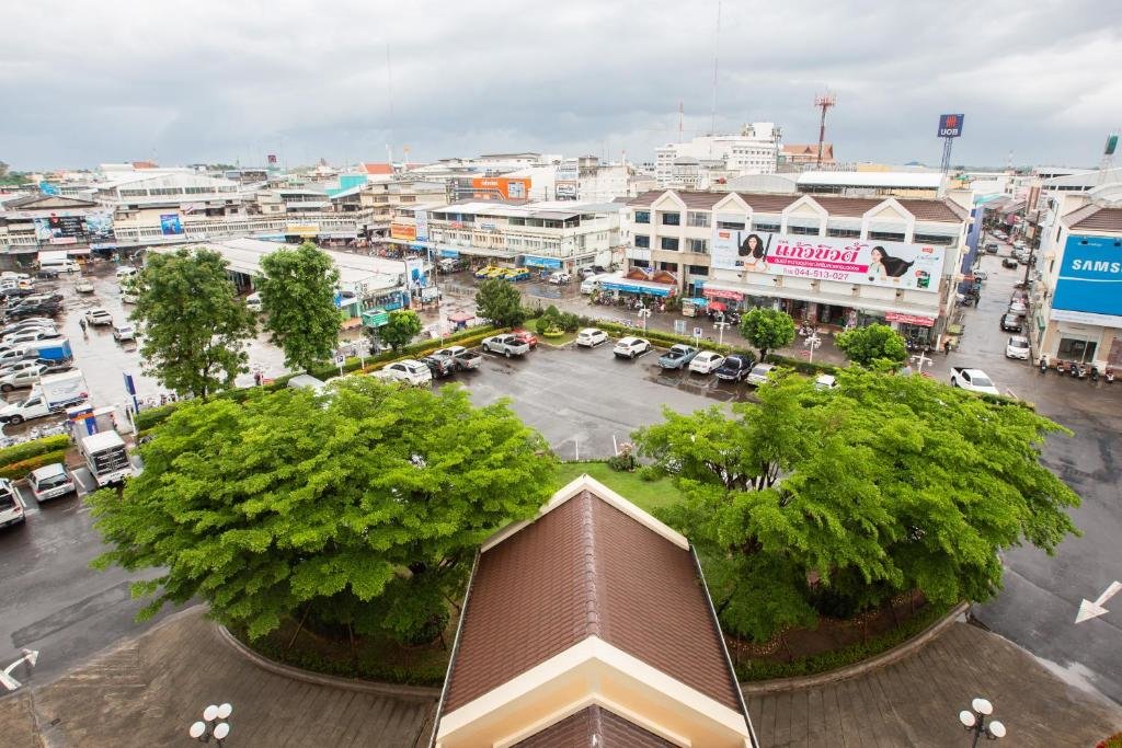 Surin Majestic Hotel — фото 4