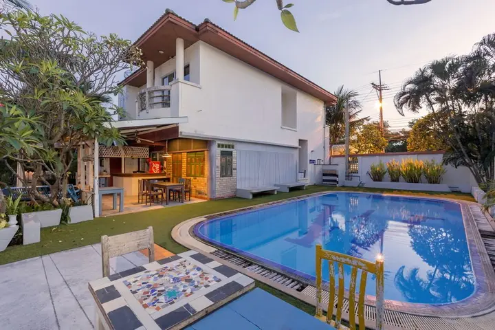 Паттайя: Wind Field Resort Pattaya