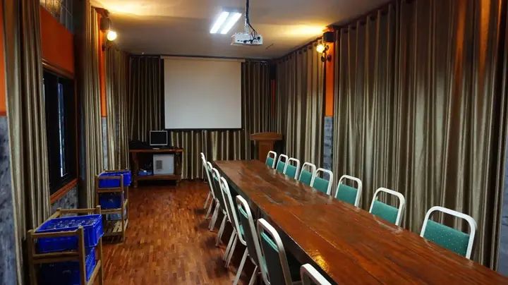 Май-Ай: Khun Mai Baan Suan Resort