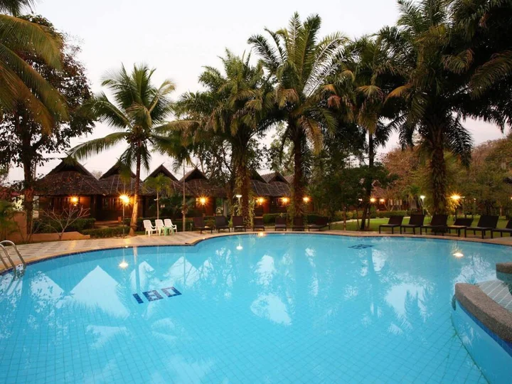 Мэхонгсон: Golden Pai and Suite Resort