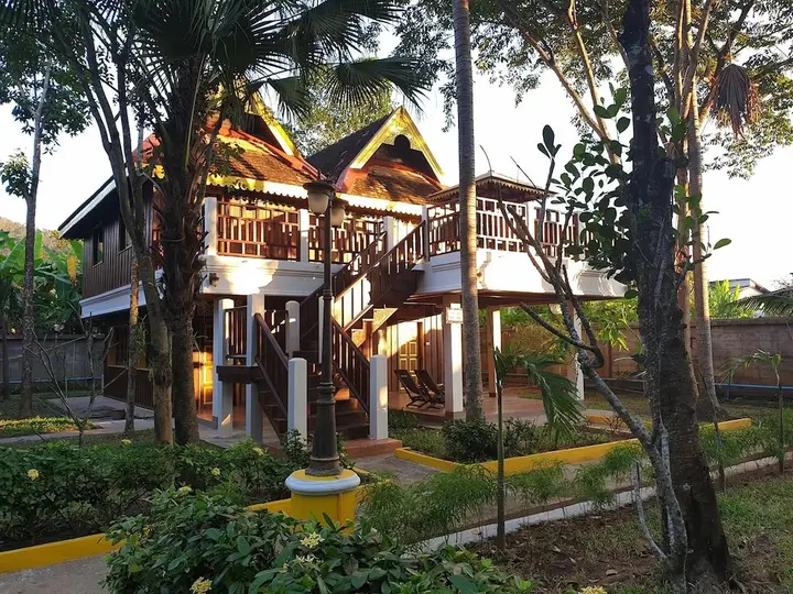 Мэхонгсон: Golden Pai and Suite Resort