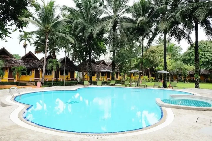 Мэхонгсон: Golden Pai and Suite Resort