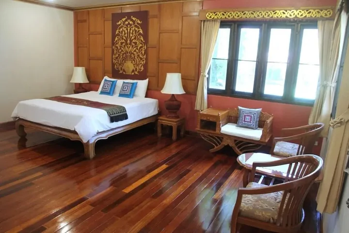 Мэхонгсон: Golden Pai and Suite Resort