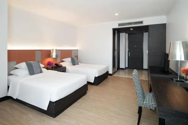 Бангкок: Отель The Berkeley Hotel Pratunam
