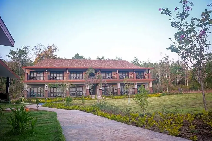 Сангкхла Бури: Poochommhok Resort