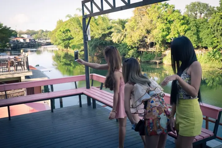 carousel image 3