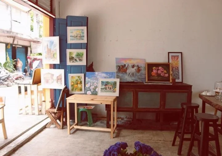 Столичный район Чантхабури: At Rimnam Chan Hostel