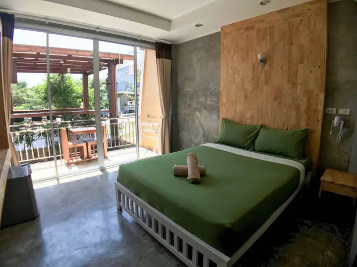 Ко-Лан: Check-in Resort Koh Larn
