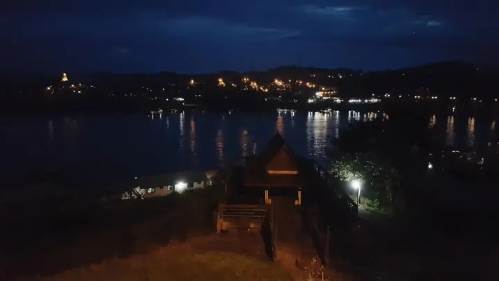 Сангкхла Бури: Ingchan Raft