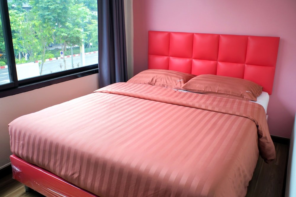Бангкок: The Hattrick Hostel