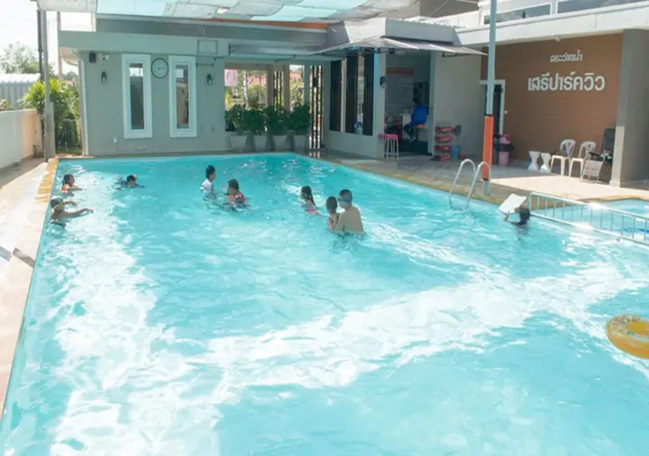 Хатъяй: Seree Grand Resort