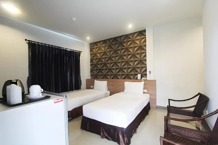 Хатъяй: Seree Grand Resort