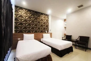 Хатъяй: Seree Grand Resort