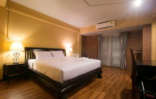 Пхитсанулок: The 8 Factory Hotel Phitsanulok