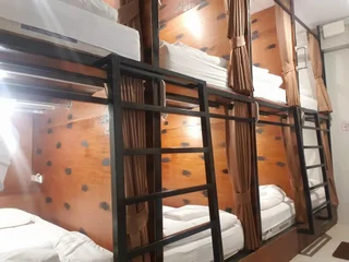 Пхитсанулок: The 8 Factory Hotel Phitsanulok