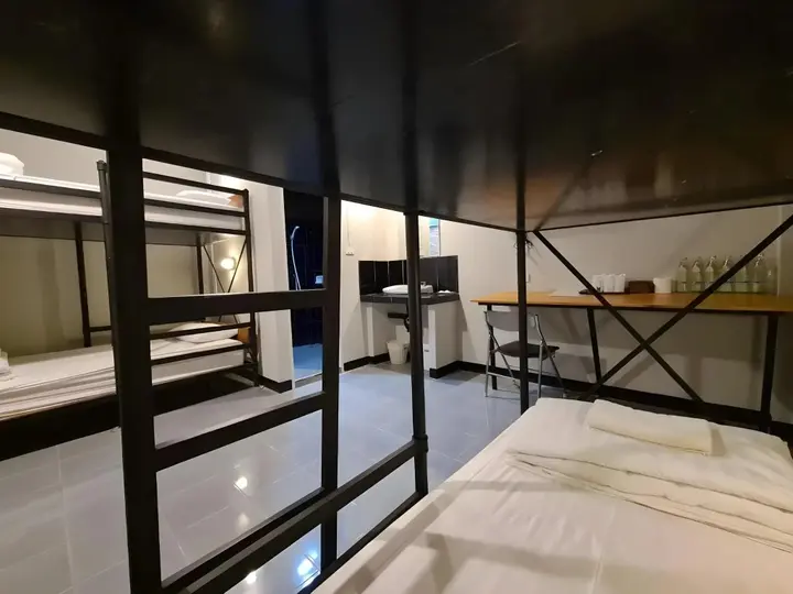 Пхитсанулок: The 8 Factory Hotel Phitsanulok