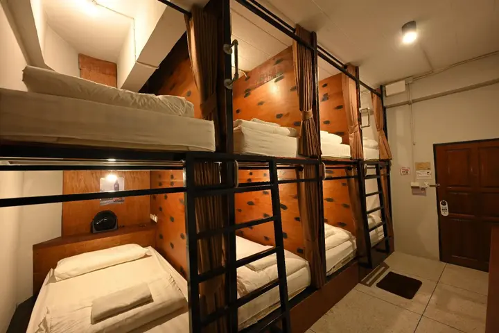 Пхитсанулок: The 8 Factory Hotel Phitsanulok