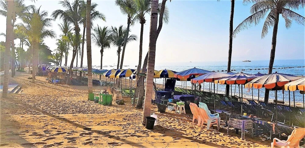 Паттайя: Sea View, Floor 13, Jomtien