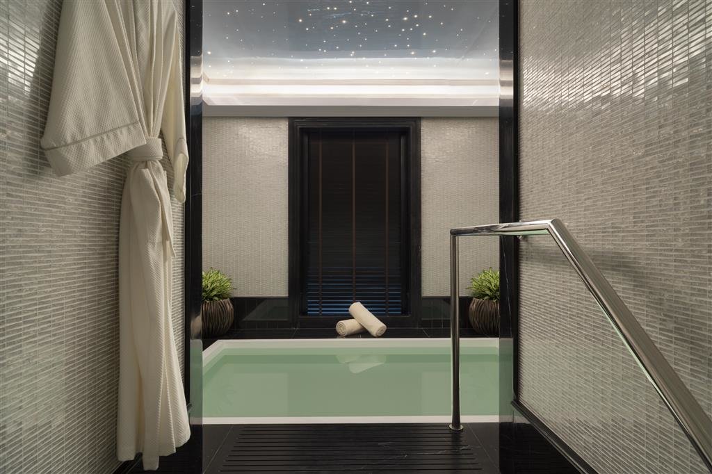 Бангкок: Sindhorn Kempinski Hotel Bangkok