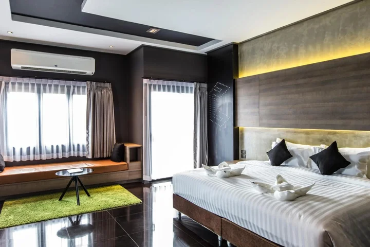 Бури Рам: Cresco Hotel Buriram