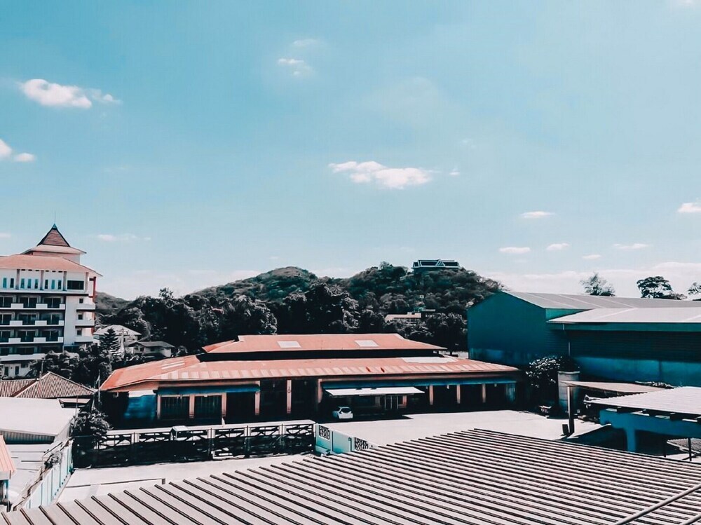 Пак-Чонг: More than Sleep Hostel Pak Chong - Khao Yai