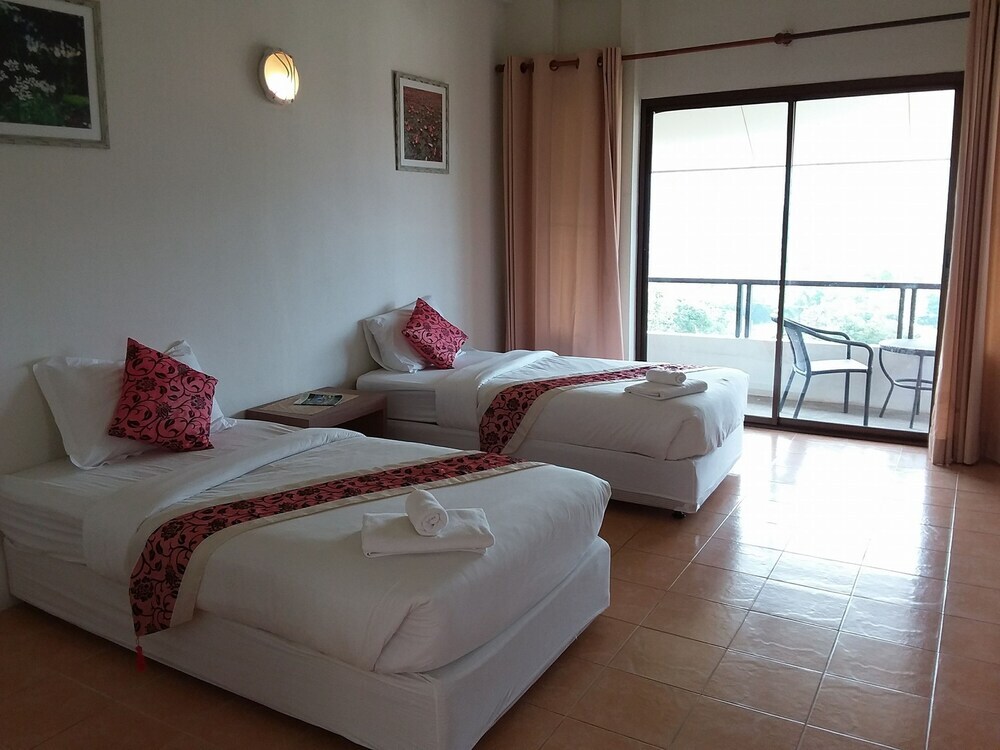 Нонг Нам Дэнг: Phuchomchan Khaoyai Resort