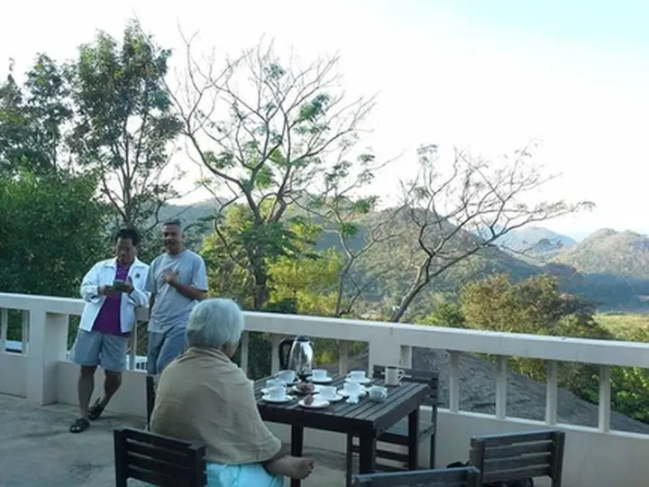 Нонг Нам Дэнг: Phuchomchan Khaoyai Resort
