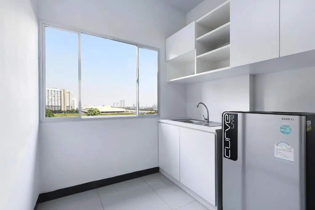 Самутпракан: Fullroom 77 Srinakarin