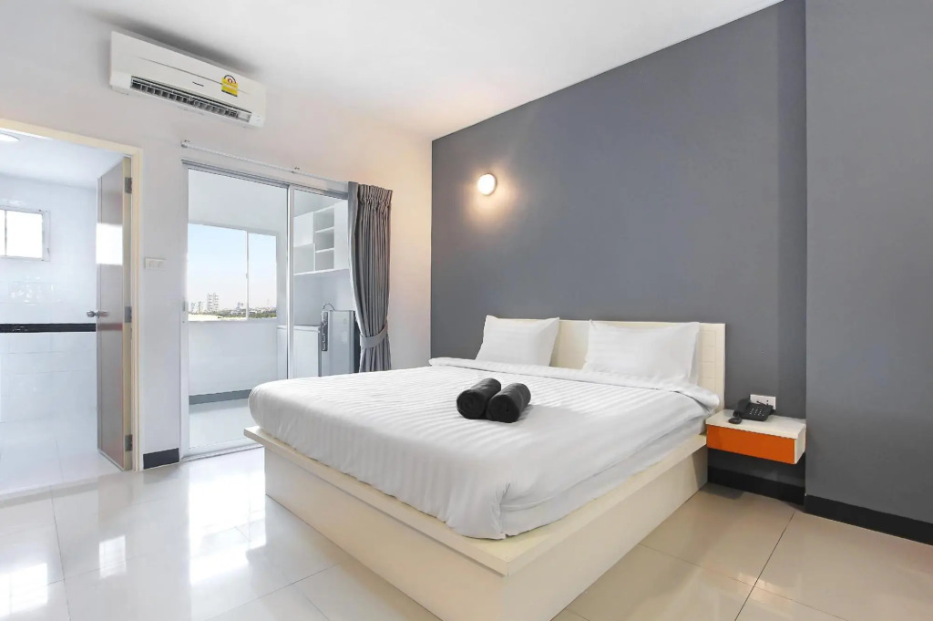 Самутпракан: Fullroom 77 Srinakarin
