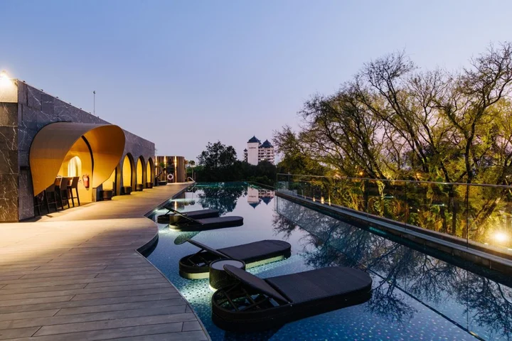 Чиангмай: Cross Chiang Mai Riverside