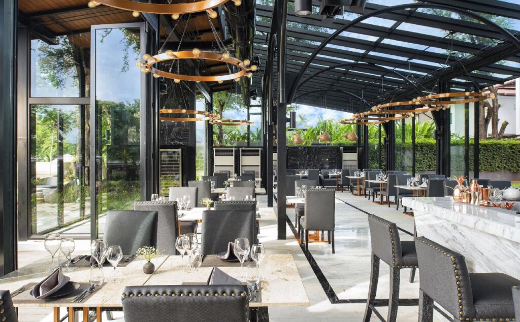 Чиангмай: Cross Chiang Mai Riverside