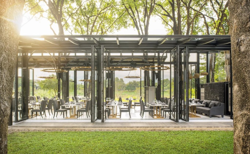 Чиангмай: Cross Chiang Mai Riverside