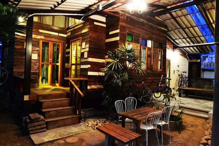 Накхонситхаммарат: The Old Times Nakhon