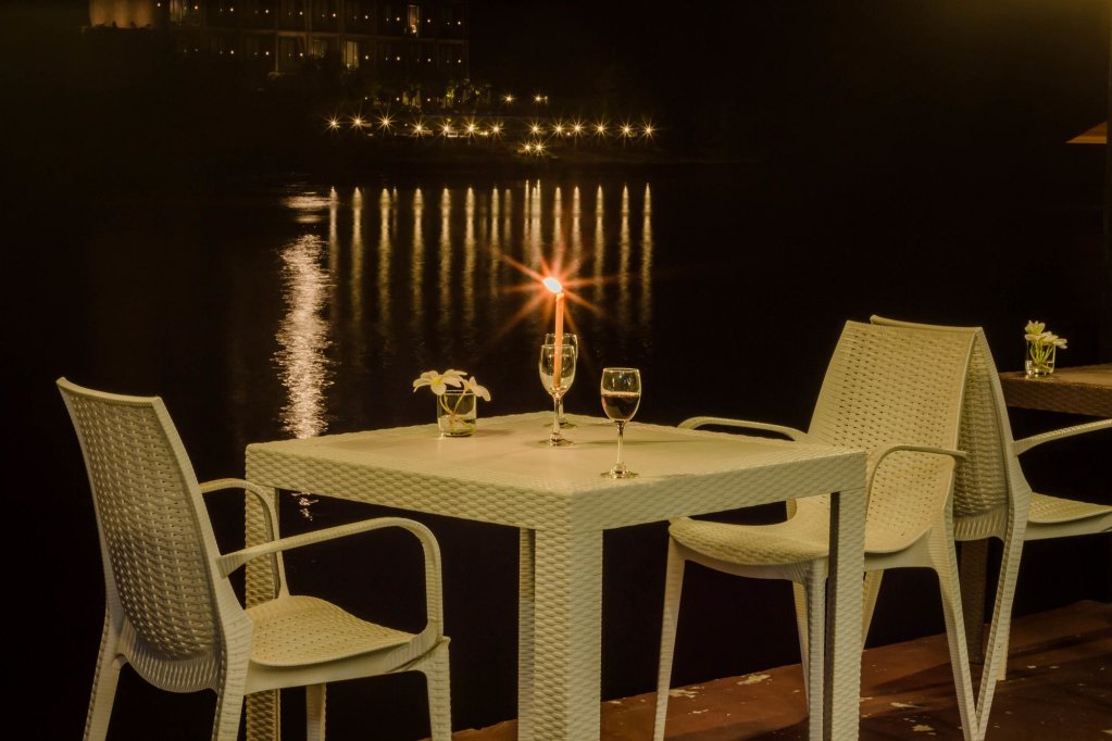 Канчанабури: Riverpool Resort