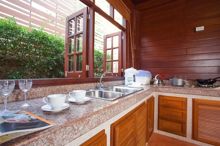 Банг-Саре: Baan Thai Lanna Pattaya
