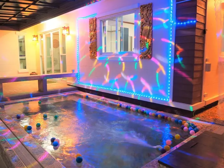 Банг-Саре: Baan Thai Lanna Pattaya