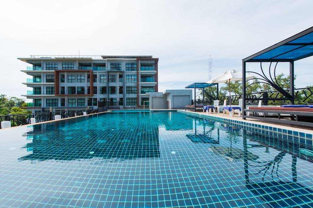 Тхаланг: The Nice Condotel