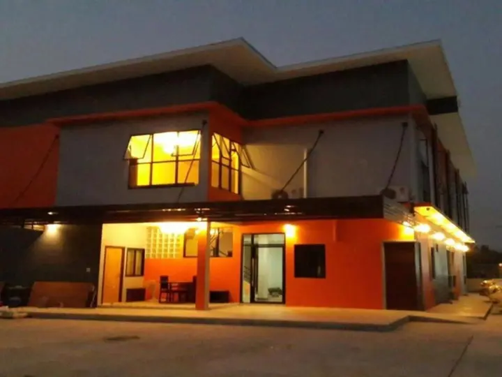 Канчанабури: Two Fo House