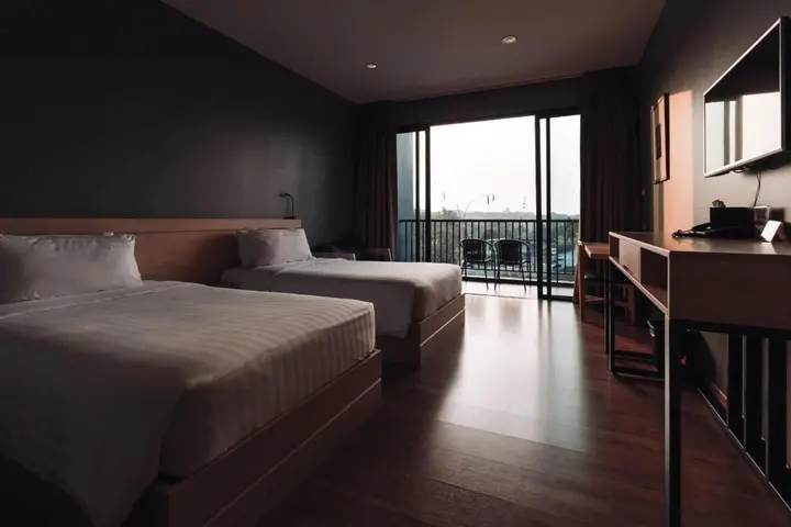 Столичный район Чантхабури: Riverawan Hotel (SHA Plus+)