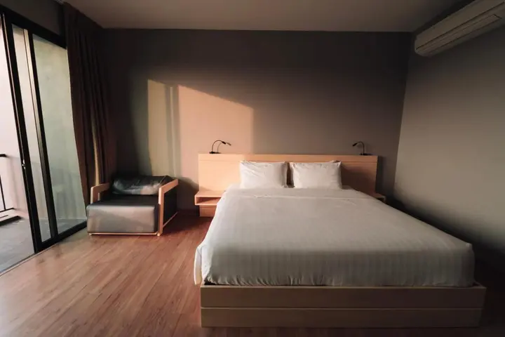 Столичный район Чантхабури: Riverawan Hotel (SHA Plus+)