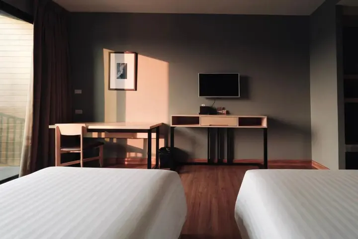 Столичный район Чантхабури: Riverawan Hotel (SHA Plus+)