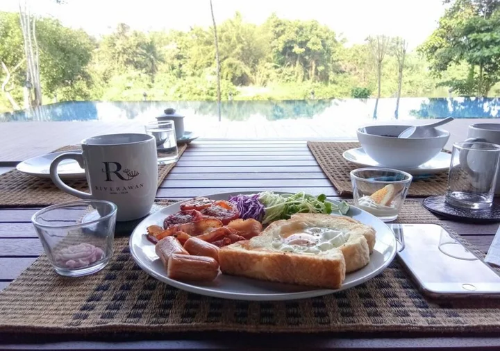 Столичный район Чантхабури: Riverawan Hotel (SHA Plus+)