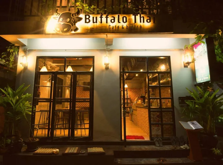 Ко-Липе: Buffalo Thai Cafe & Bistro