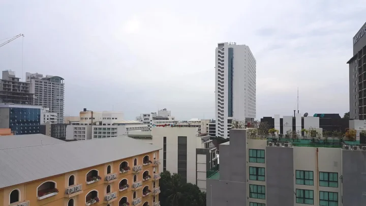 Паттайя: Ploen Place Residence