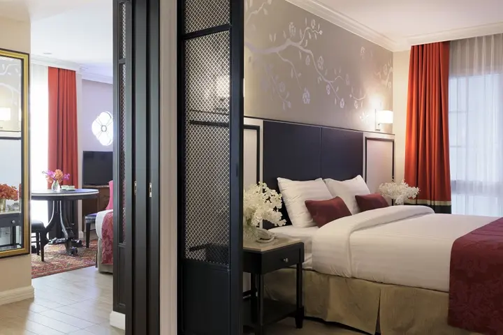 Бангкок: Отель Saras