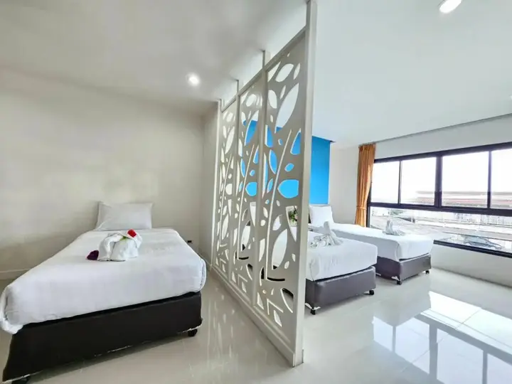 Тхаланг: S4 Nai Yang Beach Phuket (SHA Plus+)