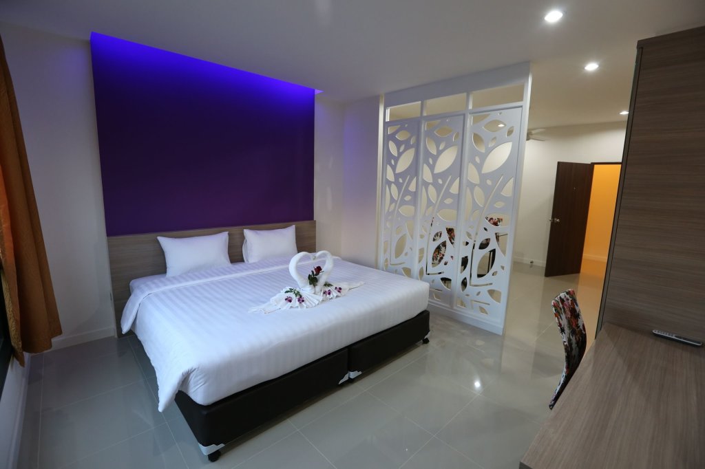 Тхаланг: S4 Nai Yang Beach Phuket (SHA Plus+)