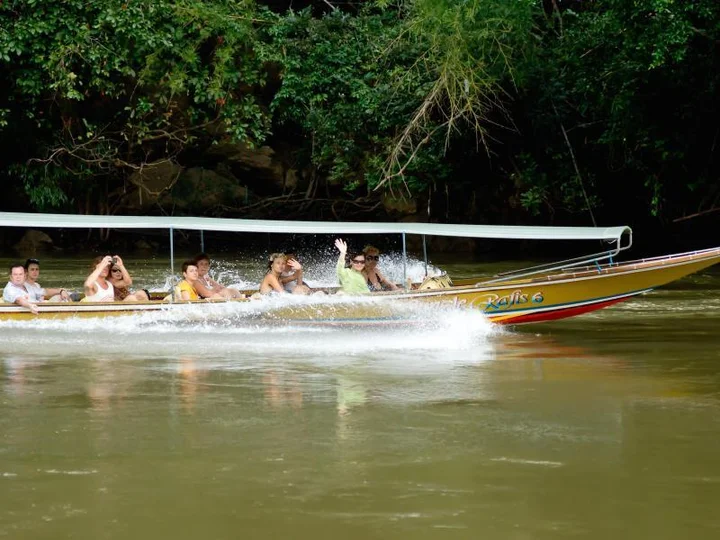Сай Йок: River Kwai Jungle Rafts Resort (SHA Extra Plus)