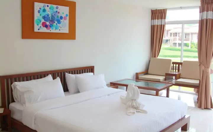 Нонг Нам Дэнг: Thongsathit Hill Resort Khao Yai