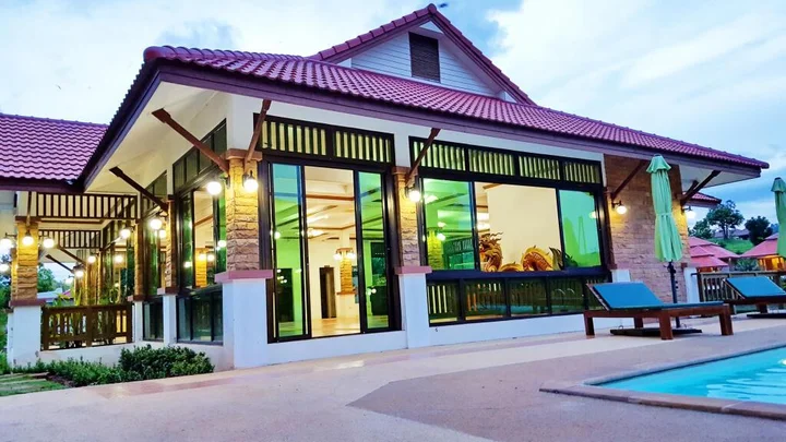 Нонг Нам Дэнг: Thongsathit Hill Resort Khao Yai